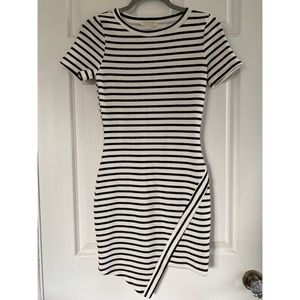 Bodycon short sleeve dress!